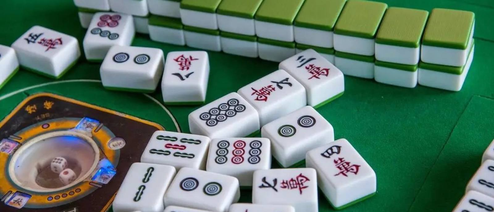 王者棋牌门户 S16英雄联盟全球总决赛 S16英雄联盟竞猜与棋牌玩法总览门户