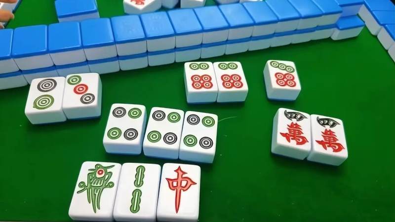 棋牌平台社交化组局模式观察:从随机匹配到熟人房间的演变